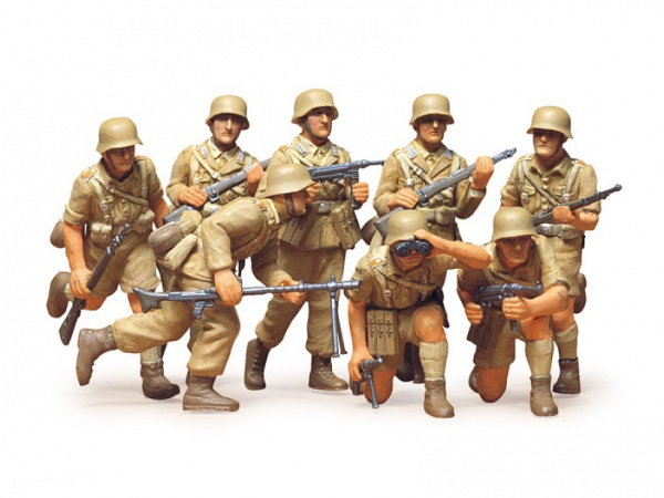 35037 Tamiya Немецкие пехотинцы, 8 фигур в тропической униформе (1:35)