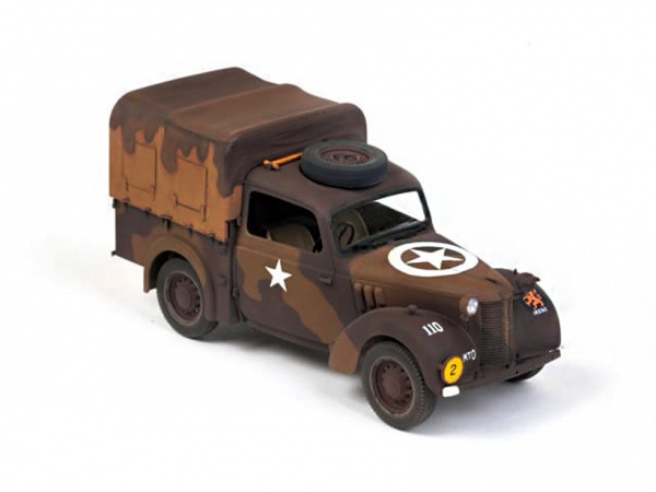35308 Tamiya Британский легкий многоцелевой автомобиль 10 HP с фигурой водителя (1:35)