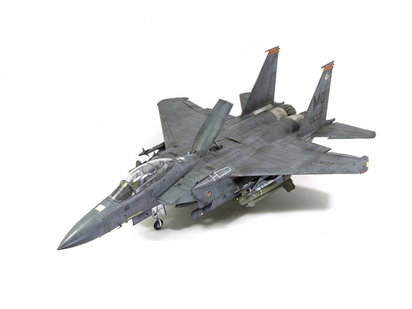 60312 Tamiya Американский истребитель-бомбардировщик Boeing F-15E Strike Eagle w/Bunker Buster(1:32)