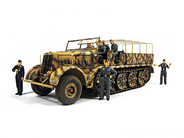 35246 Tamiya Немецкий 18-ти тонный тягач Sd.Kfz.9 "Famo" с прицепом и восемью фигурами (1:35)