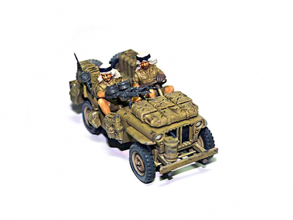 35033 Tamiya Английский джип спецназа (SAS) (африканский корпус) с 2 фигурами (1:35)