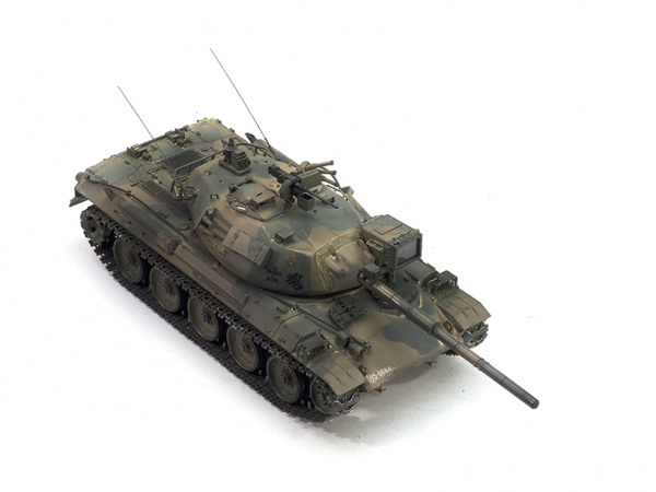 35168 Tamiya Японский танк Type 74 (зимняя версия) c 105-мм пушкой (1:35)