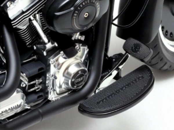 16041 Tamiya Harley-Davidson FLSTFB Fat Boy Lo (1:6)