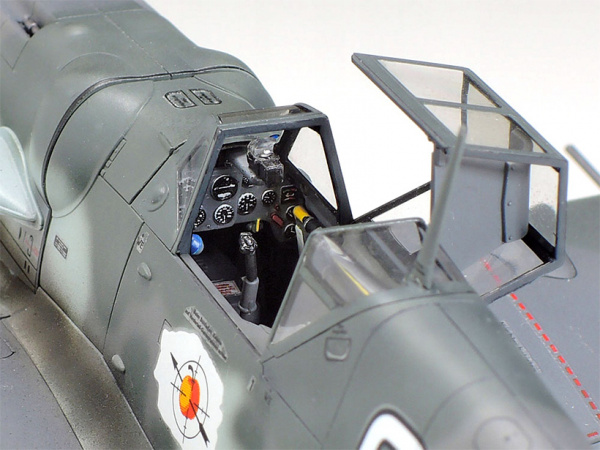 61117 Tamiya Немецкий истребитель Messerschmitt Bf 109 G-6 (1:48)