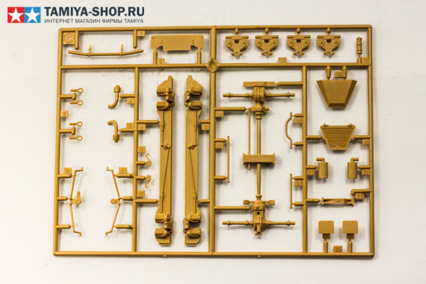 35268 Tamiya Немецкий разведывательный бронеавтомобиль Sd.Kfz.223 Leichter Panzerspähwagen (1:35)