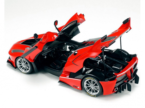 24343 Tamiya Ferrari FXX K (1:24)