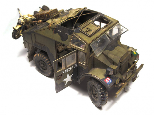 35044 Tamiya Английский тягач с 25 фут.пушкой (25 Pdr. Field Gun & Quad Gun Tractor) (1:35)