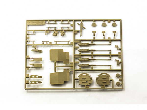 35101 Tamiya Немецкое самоходное зенитное орудие Flakpanzer IV Mobelwagen с 4-мя фигурами (1:35)