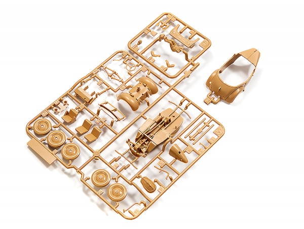 61116 Tamiya Японские истребитель Hayate и внедорожник Kurogane (1:48)