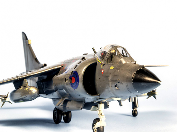 61026 Tamiya Английский истребитель вертикального взлета Royal Navy Sea Harrier FRS.1 (1:48)