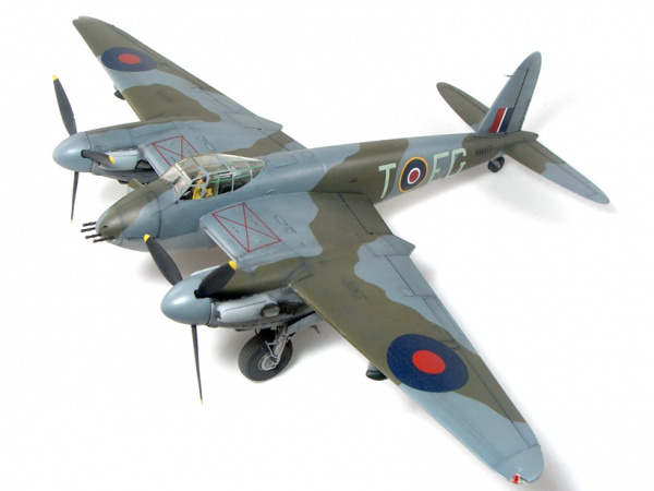 61062 Tamiya Британский многоцелевой боевой самолет de Havilland Mosquito FB Mk.VI/NF Mk.II (1:48)
