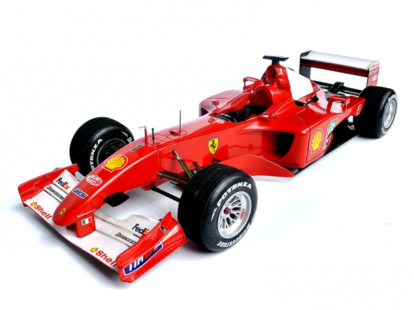 20052 Tamiya Ferrari F2001 (1:20)