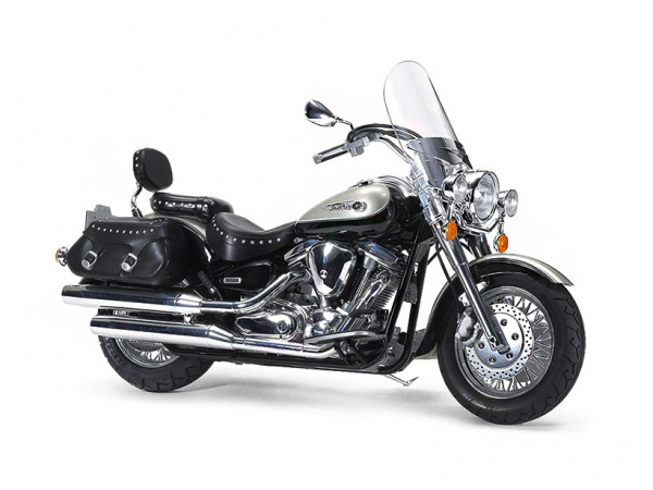 14135 Tamiya Мотоцикл Yamaha XV1600 Road Star Custom (1:12)