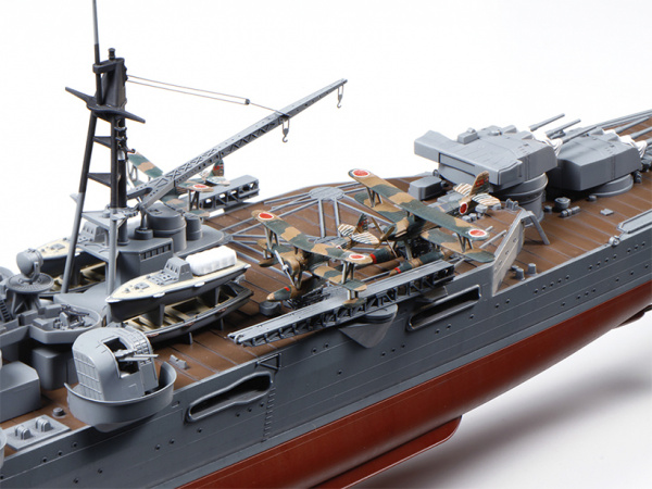 78022 Tamiya Японский лёгкий крейсер "Mikuma" (1:350)