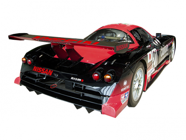 24192 Tamiya Nissan R390 GT1 (1:24)