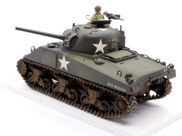 32505 Tamiya Американский танк  M4 Sherman (ранняя версия) с 75-мм пушкой (1:48)