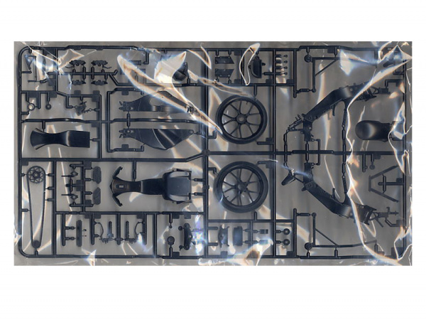 14100 Tamiya Yamaha YZR-M1'04 No.7/No.33 (1:12)