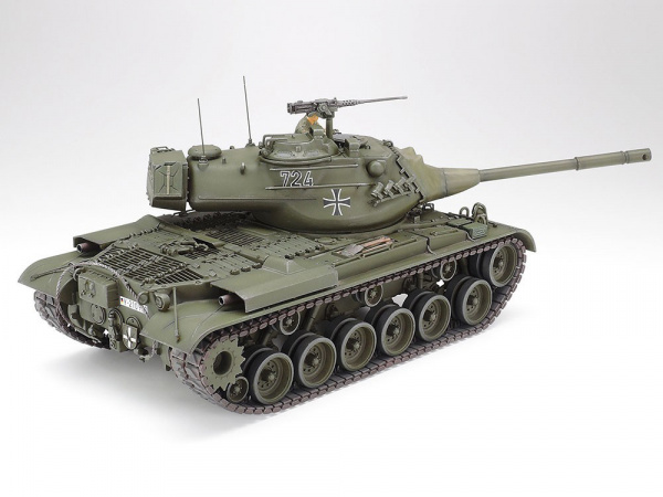 37028 Tamiya M47 Patton ВС Западной Германии, с одной фигурой (1:35)