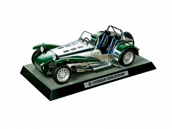 10204 Tamiya Автомобил Caterham Super Seven BDR, с подставкой и булыжной мостовой для диорамы (1:12)