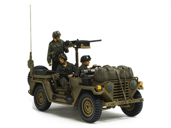 35332 Tamiya Американский автомобиль US Utility Truck M151A2  "Grenada 1983", с 3-мя фигурами (1:35)