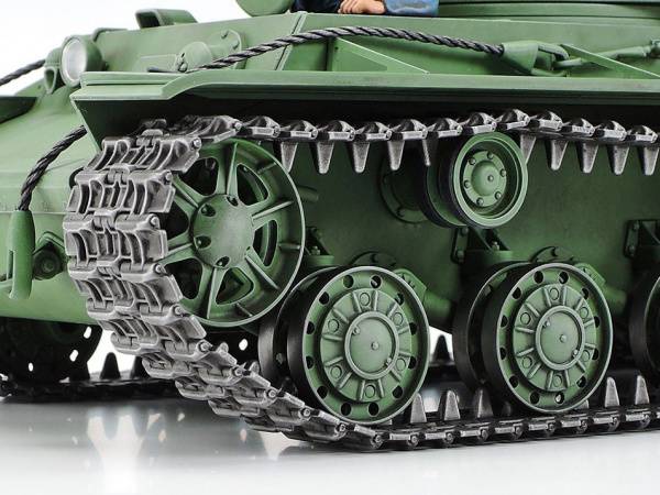 35375 Tamiya Советский тяжелый танк КВ-2, с двумя фигурами (1:35)