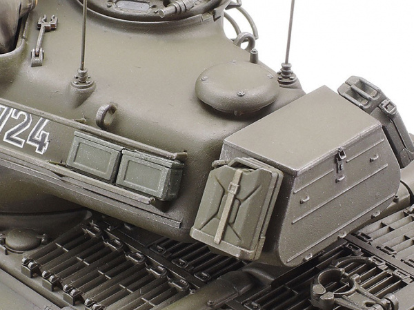37028 Tamiya M47 Patton ВС Западной Германии, с одной фигурой (1:35)