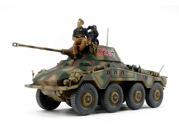 37018 Tamiya Немецкий бронетранспортер Sd.Kfz.234/2 Puma, с двумя фигурами (1:35)