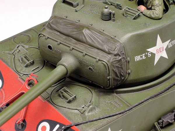 35359 Tamiya Американский средний танк M4A3E8 Sherman"Easy Eight" (1:35)