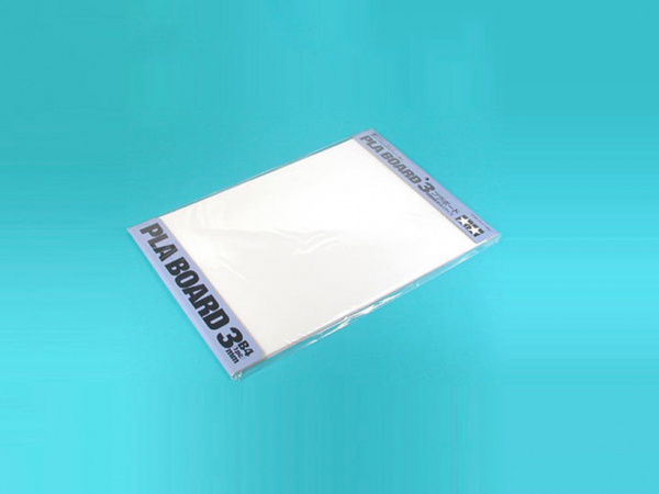 70147 Tamiya Пластик белый, толщина 3,0мм, размер В4 (364х257мм), 1 лист