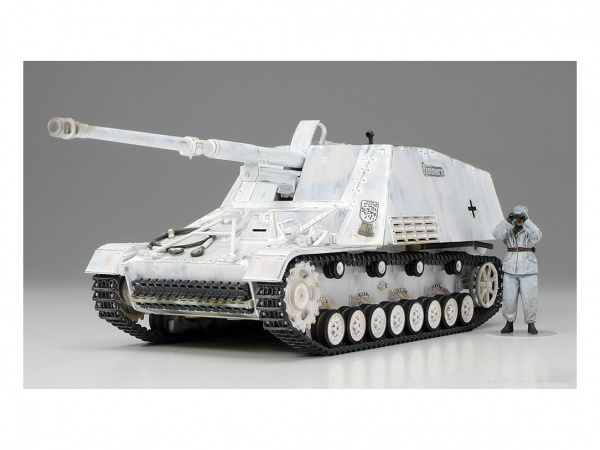 32600 Tamiya Немецкое тяжелое самоходное противотанковое 88мм орудие Nashorn с 1 фигурой (1:48)