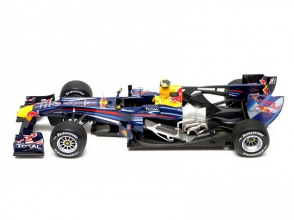 20067 Tamiya Red Bull Racing Renault RB86 (1:20)