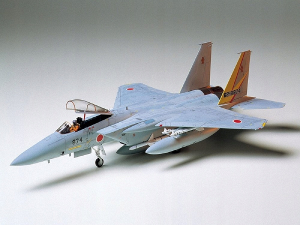 61030 Истребитель F-15J Eagle Японских воздушных сил самообороны (1:48)