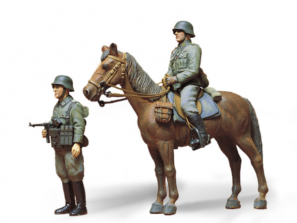 35053 Tamiya Немецкие кавалерист и пехотинец (1:35)
